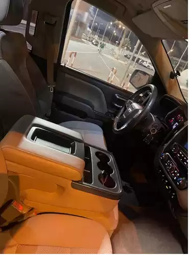 استفاده شده GMC Sierra برای فروش که در دوحه #5685 - 1  image 
